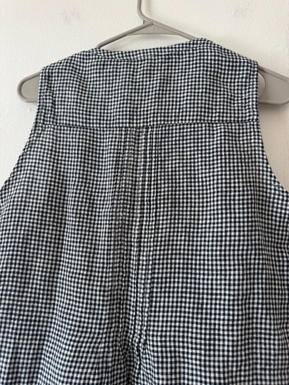Quince 100% European Linen Sleeveless Swing Dress in Classic Mini Gingham - Picture 7 of 13